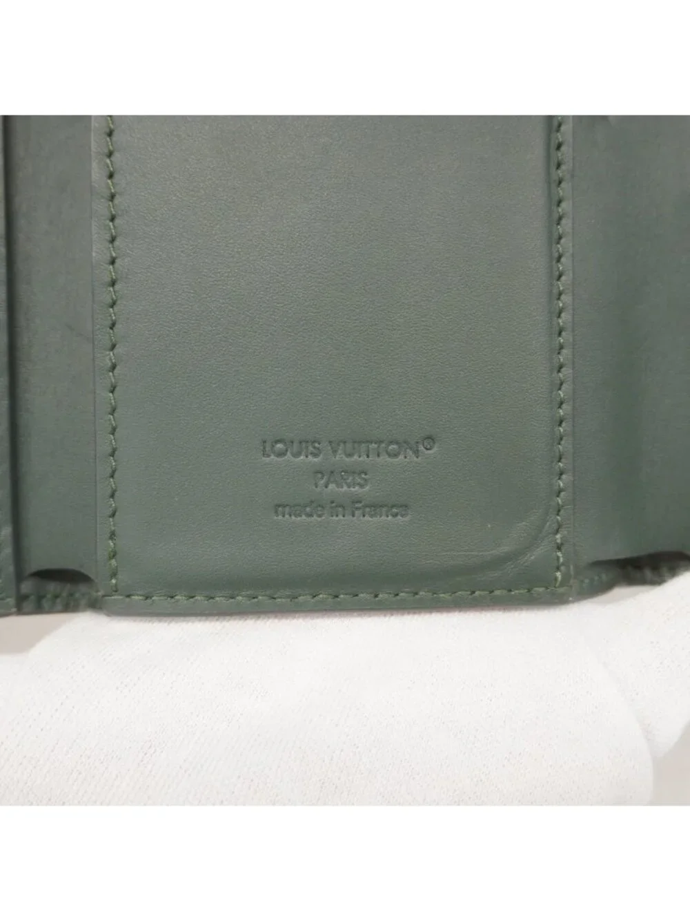 Louis Vuitton Trifold Wallet Aerogram Victor Forest Green
